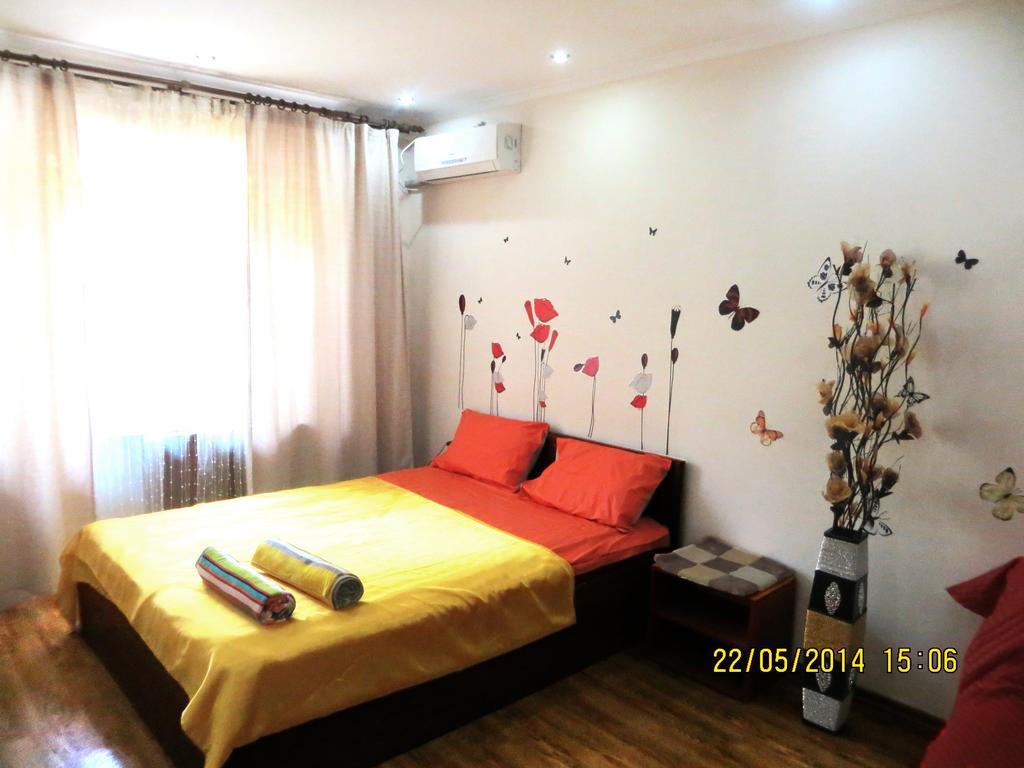 Best-Bishkekcity Apartment 3 Δωμάτιο φωτογραφία